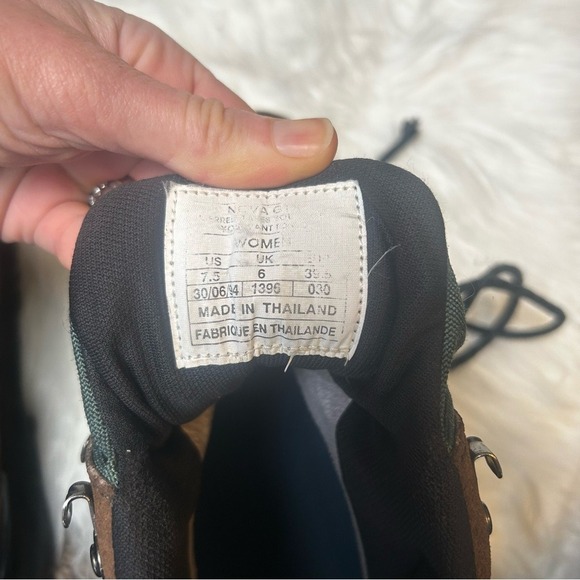 Merrell Gore-Tex Hiking Boots Brown Suede Green Waterproof Women 7.5 Air Cushion - Picture 8 of 8